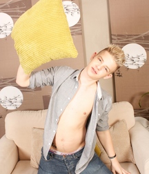 Alex Silvers 2 58d2ee392d930.jpg