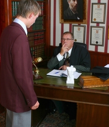 Peter & The Headmaster 58d424ac004f6.jpg