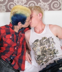 Kyle & Lucas 58d45beb6d248.jpg