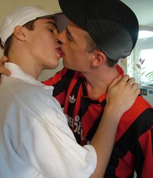 leo & Sean 58d4afdf2de95.jpg