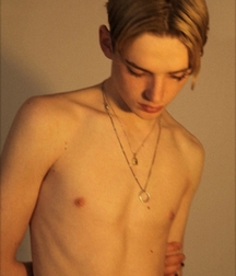 Some Hot Boys 58d58b8e50e58.jpg
