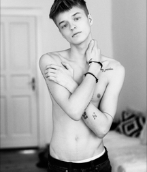 Some Hot Boys 58d58cf92a905.jpg