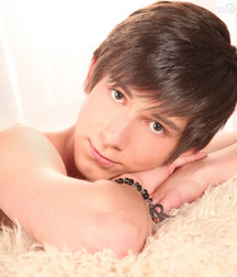 Cute Boy 58e935202cc8a.jpg
