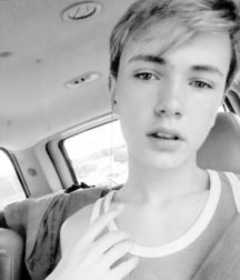 XXX boys 58e95bde8e6c5.jpg