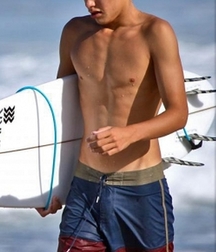 XXX boys 58e95c06b129a.jpg