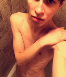 8teenboy 58f0577614fa1.jpg