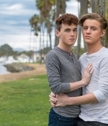 Hunter & Wes 58f170aee7da7.jpg