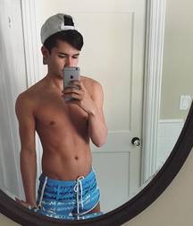 Liam Riley 59079a0cdcdf6.jpg