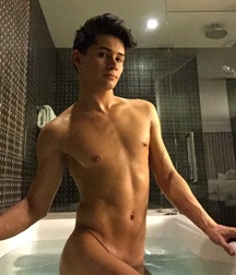 Liam Riley 59079a3b8a812.jpg