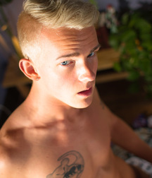 Jeremy & Danny 59553b86a77e1.jpg