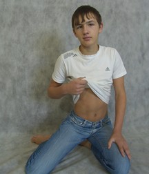 XXX Boy 595bbeb2a0245.jpg