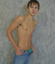XXX Boy 595bbec4c835f.jpg
