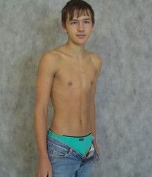XXX Boy 595bbecabf364.jpg