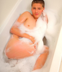 Hot Twink Boy 2 5967ff06d1005.jpg