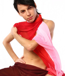 Dark Haired Beauty Ellis 59779d8befba4.jpg