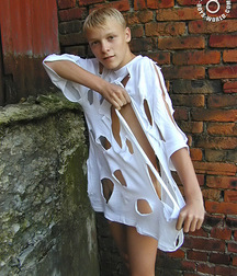 Red Hot Boys 2 597b913d0be9e.jpg