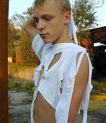 Red Hot Boys 2 597b914e9e9db.jpg