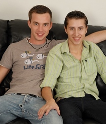 A Twink And His Lovers 1 597f877d6f174.jpg