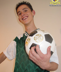 Hot Latino's 8 598359e86ea71.jpg