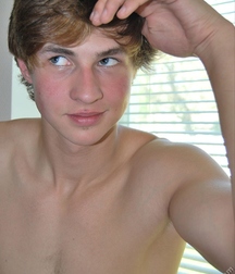 Hot Teen Boy 59da881c9f92e.jpg