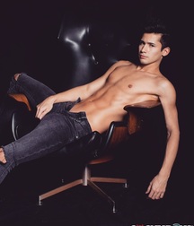 XXX Boys 5 59dd2816a19d2.jpg
