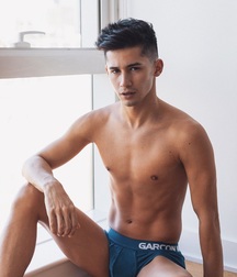 XXX Boys 5 59dd2817e64f1.jpg