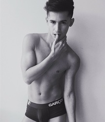 XXX Boys 5 59dd282ddb94d.jpg
