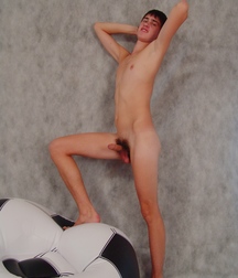 hot teen twink 59e34aa102155.jpg