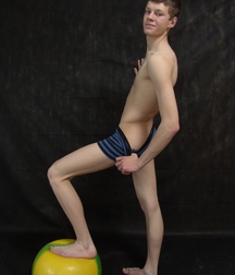 xxx Twinks 59e39e7fa36d8.jpg