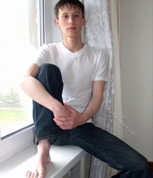 Hot And Horny Boy 59e76ed49215b.jpg