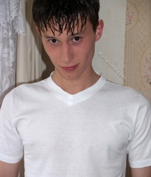Hot And Horny Boy 59e76ee10972a.jpg