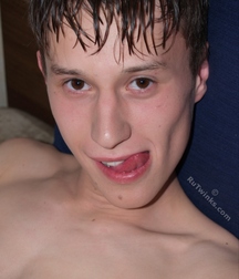 Hot And Horny Boy 59e76f4ec62b7.jpg