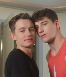 Cameron & Leo 5a087589a521d.jpg