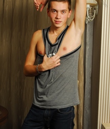 Twink Boy 5a109457c33f3.jpg