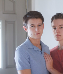 Evan & Leo 5a16f03c4c3fb.jpg