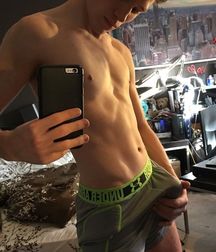 Boys Boys Boys 17 5a1dd6bb7e045.jpg