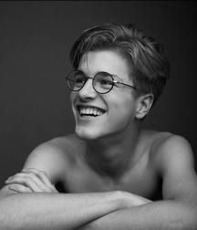 Alex Lange 5c0deaba1efbe.jpg