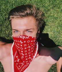 Alex Lange 5c0deb73f060c.jpg