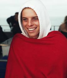Alex Hayes 5c1714c46c8a9.jpg