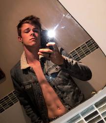Nicholas Hamilton 5c57c1001028c.jpg
