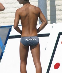 The Grey Speedo Boy  5d37a96dafcb7.jpg