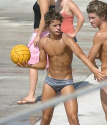 The Grey Speedo Boy  5d37a98f4002c.jpg