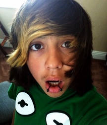 emo boys 1 5acc6f8ba7ab4.jpg