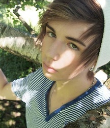 emo boys 2 5b7476338ec8d.jpg