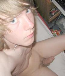 sexy young men 1 5ccc0700f0deb.jpg