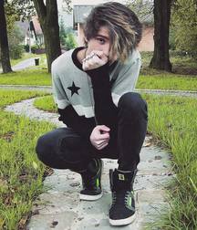 Emo boys 3 5cef90ca81f63.jpg