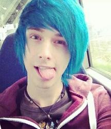 Emo boys 3 5cef90cc3cce0.jpg