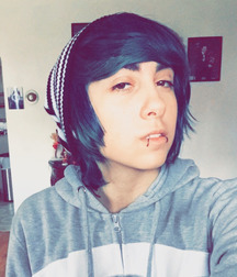 Emo boys 3 5cef90d3233e7.jpg