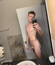 Richie West redhead twink porn model  5ec7e9e64eb45.jpg