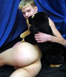 twinks butts 57f6712883a47.jpg